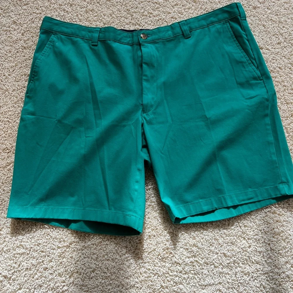 Men's Club Room Green Flat Front Shorts. NWT